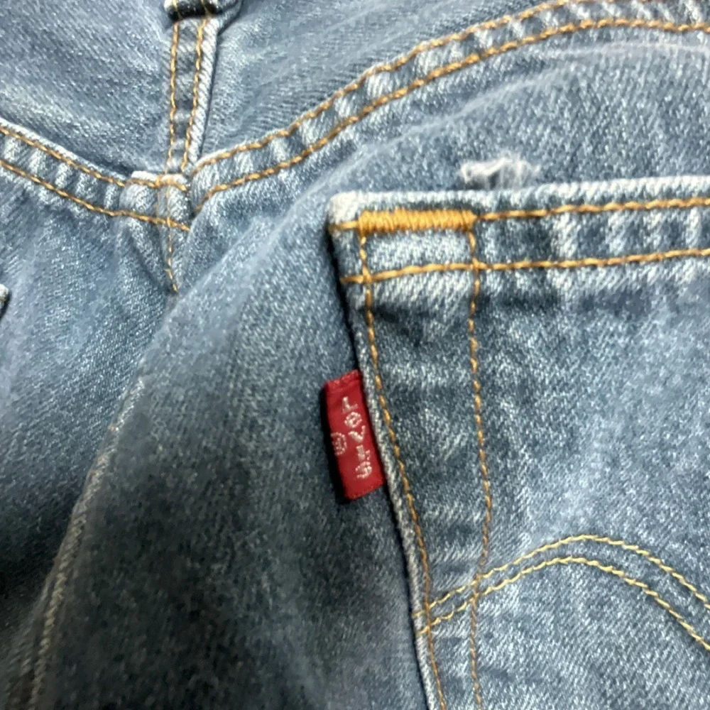 Levi's Blue Denim Straight Jeans Button Logo 5-Pocket Design Classic